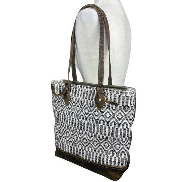 Myra Bag Leather Embroidery Shoulder Bag Tote Boho Aztec Western Brown White - Picture 2 of 16
